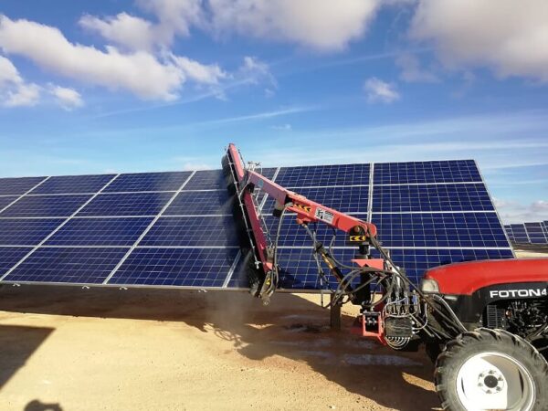Truck Mounted Solar Panel Cleaning
